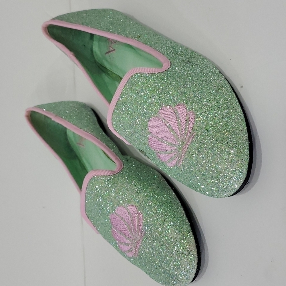 Yru Ballet slippers size 9